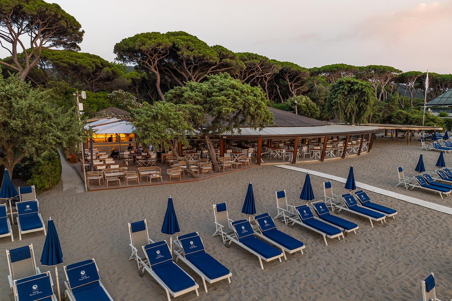 Gallia Palace ristorante spiaggia2